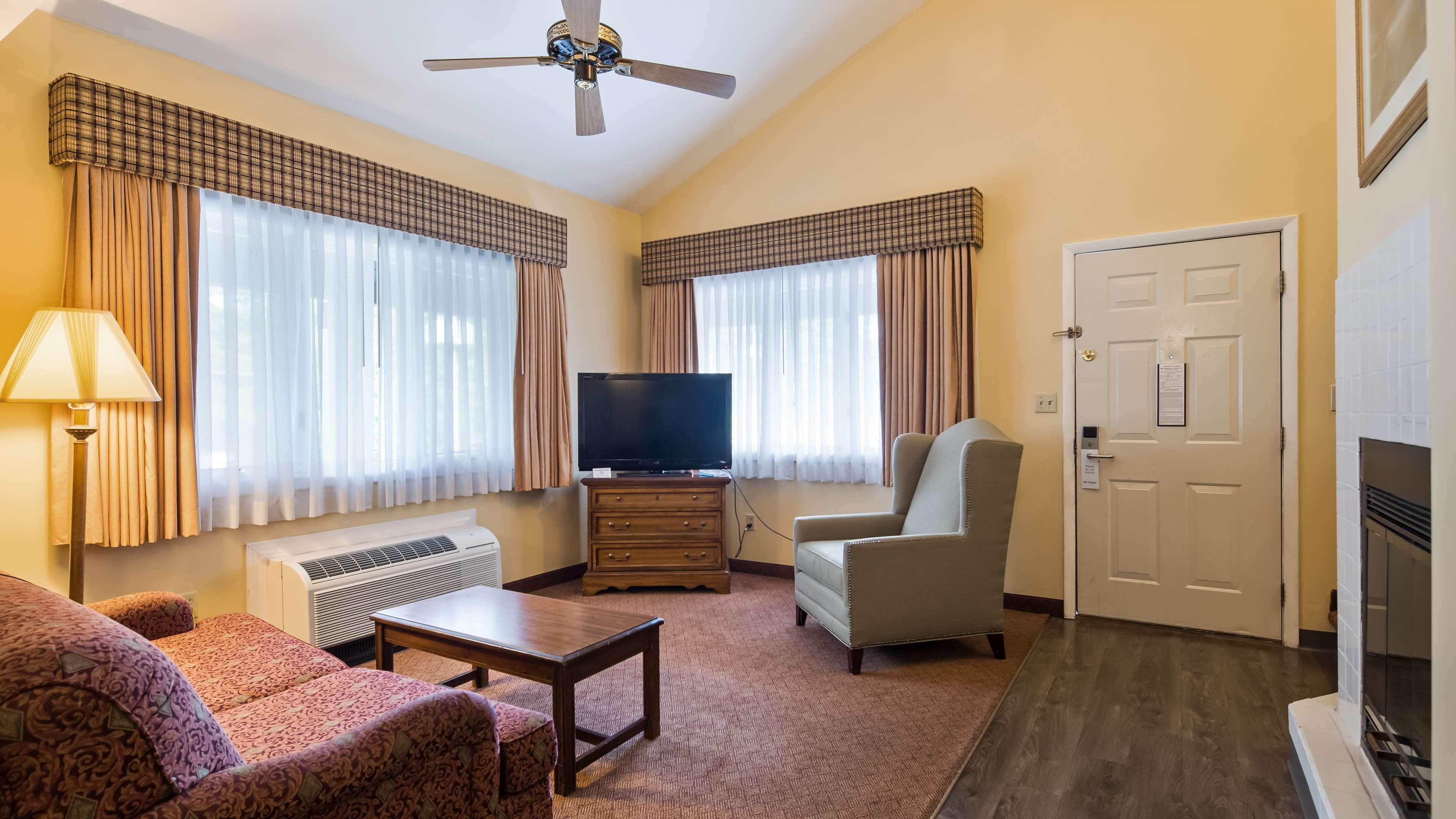 Best Western Of Lake George Zewnętrze zdjęcie