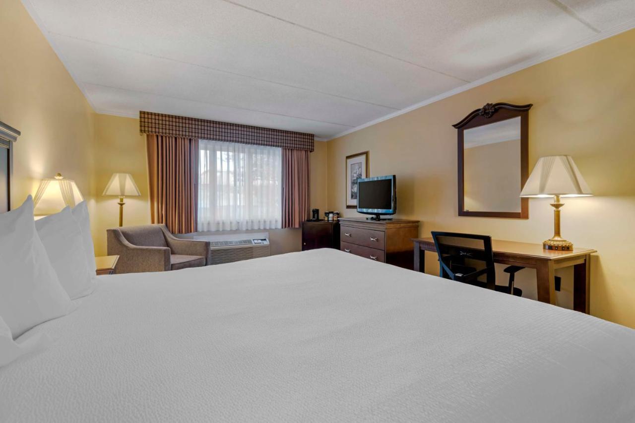 Best Western Of Lake George Zewnętrze zdjęcie